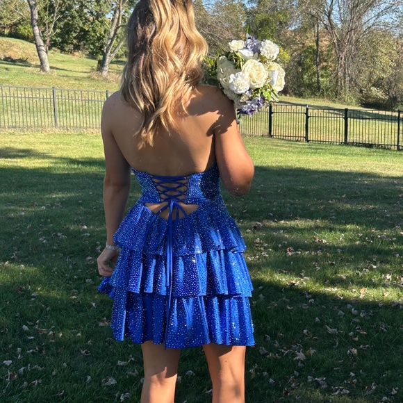 Sherri Hill Short A-line Royal Blue Size 2 Great Condition Model 57320 - Picture 2 of 7